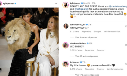 Kylie Jenner surprend la semaine de la mode avec une tête de lion frappante.