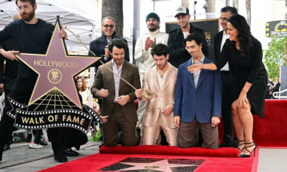 Le groupe pop-rock américain The Jonas Brothers, ont enfin leur étoile sur Hollywood Boulevard.