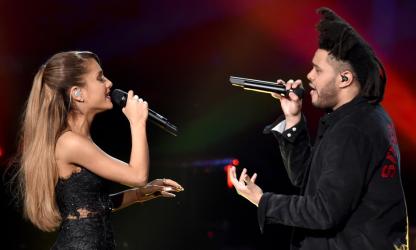 Ariana Grande fait son come-back avec un hit featuring avec The Weeknd