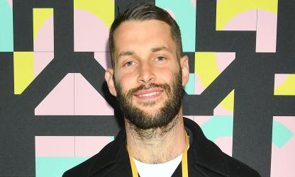 Simon Porte Jacquemus collabore à nouveau avec les Galeries Lafayette Haussmann