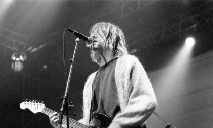 La plus récente guitare de Kurt Cobain vendue aux enchères pour une somme dépassant 1,5 million de dollars
