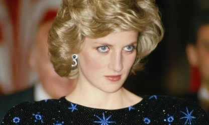 Une robe portée par la Princesse Diana crée l'événement aux enchères à Beverly Hills