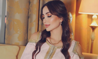 Nesreen Tafesh éblouit en caftan Marocain lors d'un Shooting