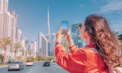 Les Émirats arabes unis instaurent une licence obligatoire pour les influenceurs