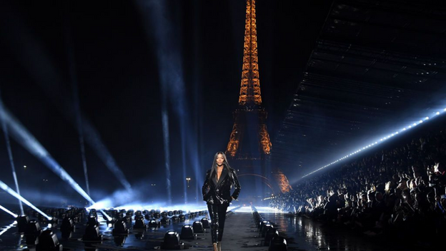 Dior, Haider Hackermann, Jean Paul Gaultier et Schiaparelli, Focus sur les looks de la Fashion Week Haute Couture Printemps-Été 2023.