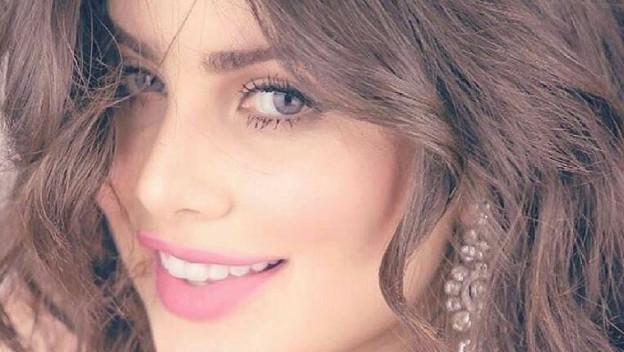 Hanane El Khader tease son prochain clip ‘’Shnayi’’
