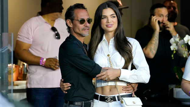 Marc Anthony et sa femme Nadia Ferreira attendent leur premier enfant.