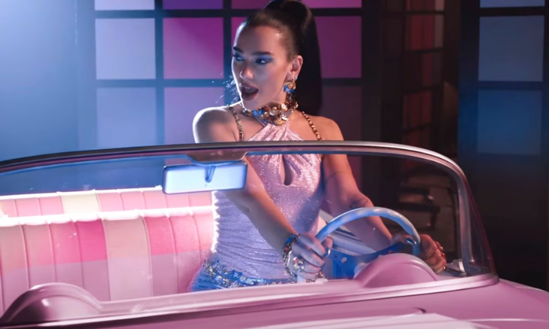 Dua Lipa dévoile sa chanson inédite "Dance the Night" pour le film "Barbie"