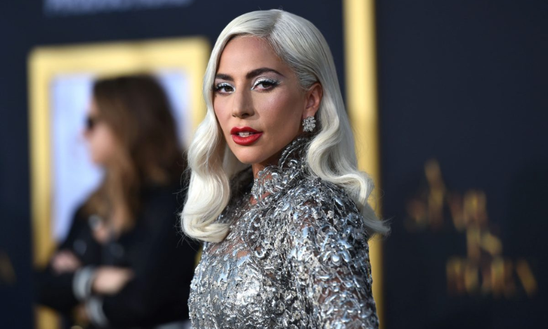 Lady Gaga rend un hommage émouvant à Tony Bennett 