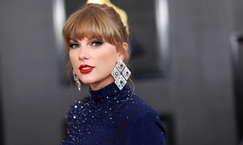 Taylor Swift devient la première artiste féminine à atteindre 100 millions d'auditeurs mensuels sur Spotify