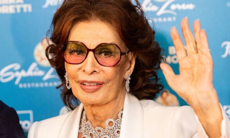 Sophia Loren subit une intervention d'urgence suite à une fracture du col du fémur