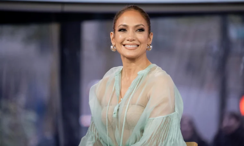 Jennifer Lopez signe son retour en 2024 avec un nouvel album et un film