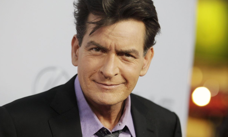 Charlie Sheen victime d'une agression à son domicile de Malibu