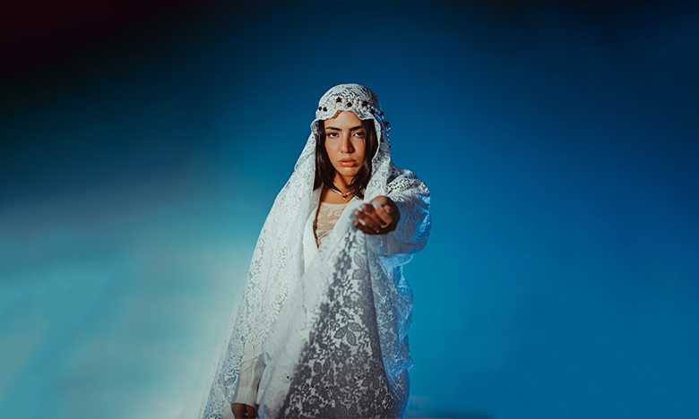 De PsychoQueen à NovaQueen : une transformation artistique avec "LGANA"